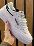 Кроссовки Reebok workout