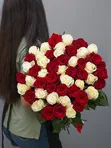 Букет из 51 розы микс (80-90 см)