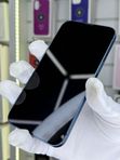 iPhone 13, 256 ГБ, SIM + eSIM б/у