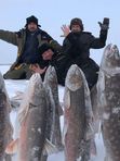 Зимняя речная рыбалка