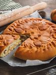 пирог Мясной с белым соусом