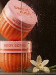 Скраб для тела с ароматом кокоса и цветочной ванили SparkGlow Body scrub Vanilla blur 400г