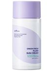 Лёгкое солнцезащитное молочко для проблемной кожи IsNtree Onion Fresh Fluid Sun Cream SPF50 PA++++