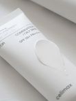 Себорегулирующий лёгкий солнцезащитный крем Celimax Oil Control Light Sunscreen SPF50+PA++++
