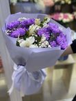 Букет из хризантем и альстромерий