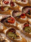 Большой мясной сет брускетт