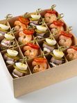 Бокс канапе с уткой и креветками