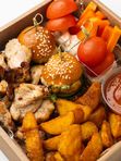 Бокс горячего приготовления с куриным шашлычком и картофелем по-деревенски (вес 500 гр)