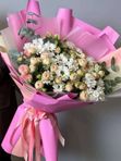 Гигант ромашки и розы