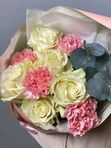 Букет конверт с розами