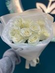 Белые эквадорские розы