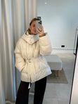 Куртка с отстежным капюшоном