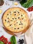 Пицца курица с ананасом