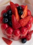 Муссовый бенто торт с клубникой, 700 гр. на день рождения, маме, дочке
