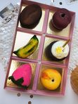 Корпусное пирожное MIX 6 вкусов, 550 г. на день рождения, маме, жене, дочке, на день мамы или 8 марта