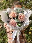 Нежно розовая французская роза 3 шт + эвкалипт, арт. 716