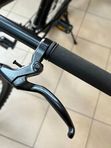 Горный велосипед SCHNELLER ORIGINAL TT401, диаметр колес 27,5", 7 скоростей, рама алюминий, цвет черный
