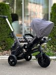 Трехколесный велосипед с родительской ручкой и поворотным сиденьем Luxmom 3001, Серый + подстаканник и сумка