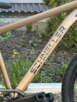 Горный велосипед SCHNELLER ORIGINAL TT401, диаметр колес 27,5", 7 скоростей, рама алюминий, цвет золотой