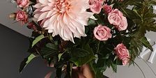 LILI FLOWERS