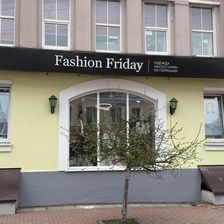 FASHION FRIDAY