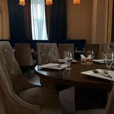 Gandhi Indian Restaurant & Lounge