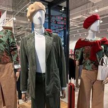 UNITED COLORS OF BENETTON