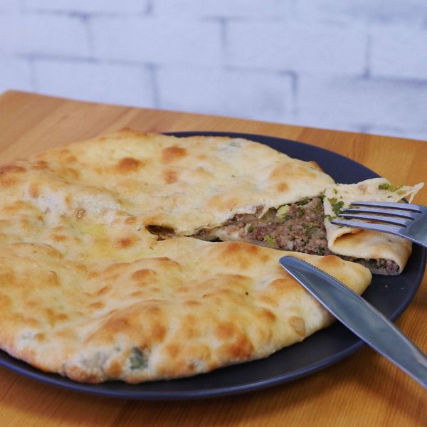 Закажи Хачапури кубдари ( с мясом ) в компании Хинкальная ЗАСТАВА