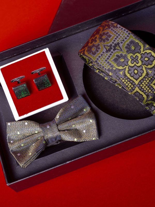 Gift Box (cravată+butoniere+papion)