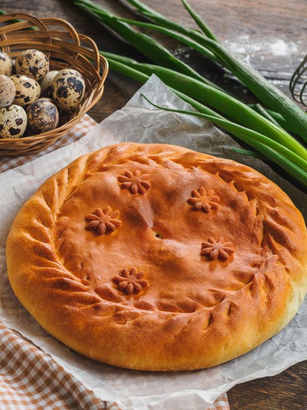 Пирог с зеленым луком и яйцом