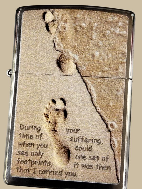 Зажигалка Zippo Отпечаток ноги на песке, Металлический абстракт, Ковбойская пара