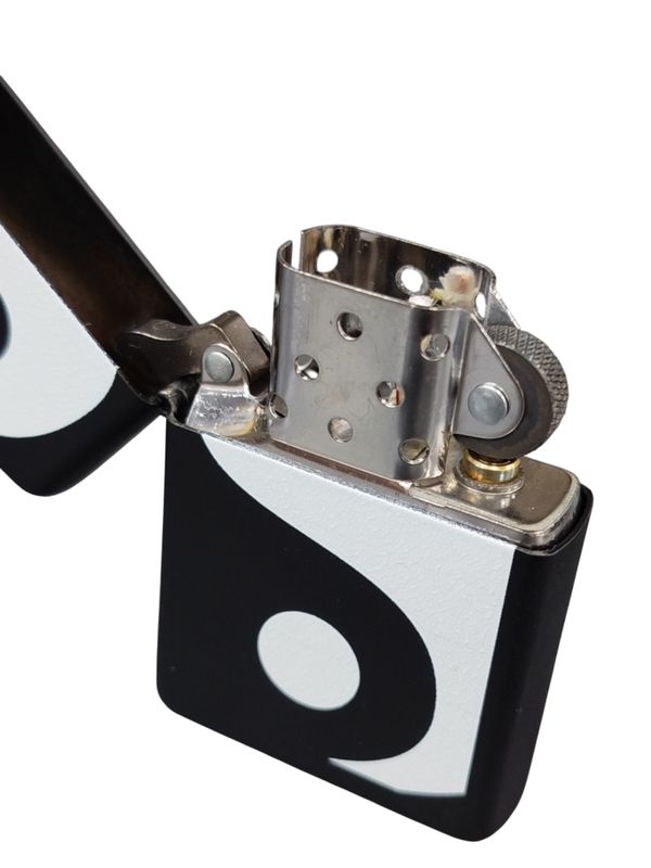 Зажигалки Zippo Шнурки для ботинок, Инь Янь, Роза