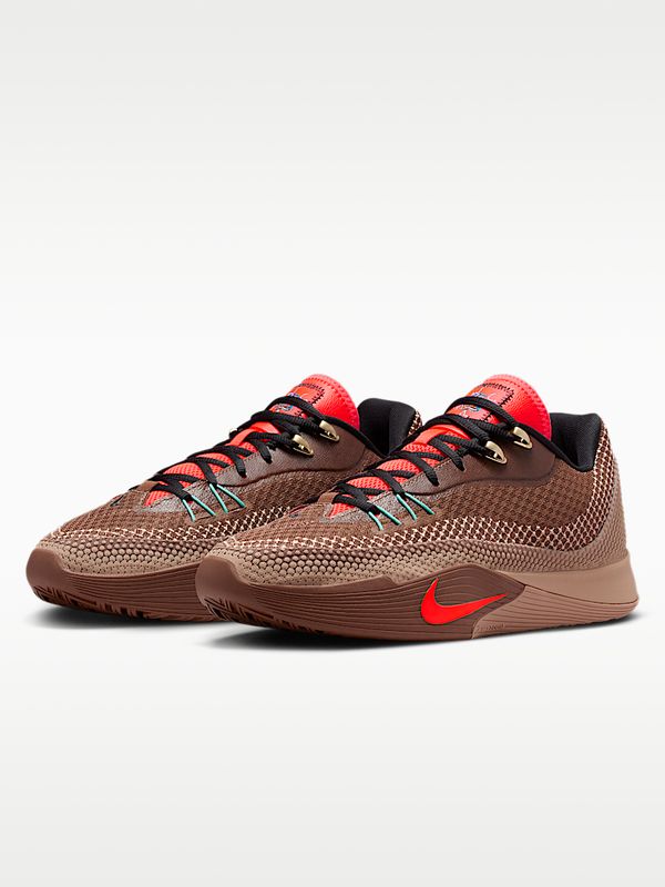 Nike S.T. Flare