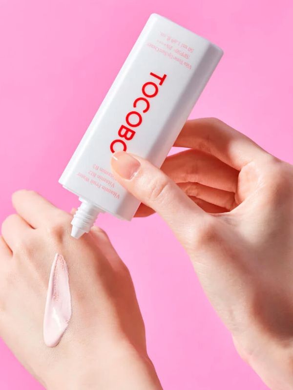 Витаминный солнцезащитный крем с тонирующим эффектом 50 мл Tocobo Vita Tone Up Sun Cream SPF50+