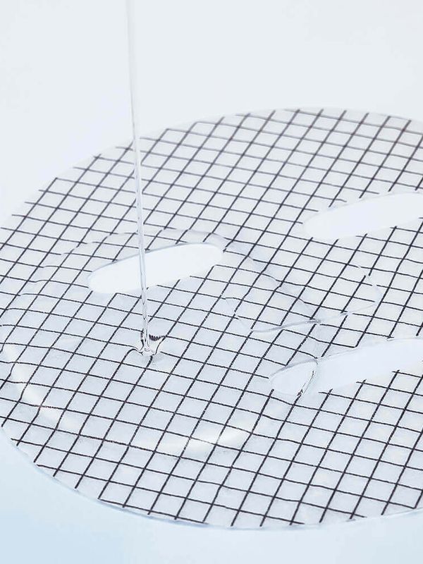 Графеновая маска с ботулиническим пептидом и коллагеном Botulcare Graphene Mask Arocell, 25 гр