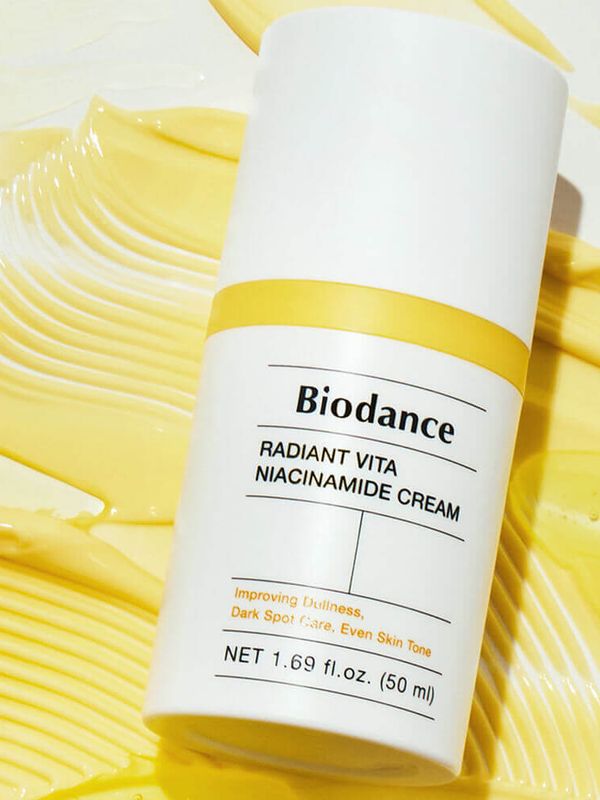 Осветляющий крем с 5% ниацинамидом для сияния кожи Biodance Radiant Vita Niacinamide Cream, 50 гр