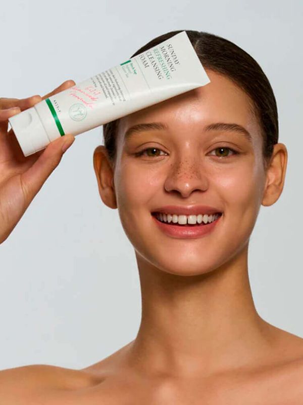 Освежающая успокаивающая пенка AXIS-Y Sunday Morning Refreshing Cleansing Foam, 120ml