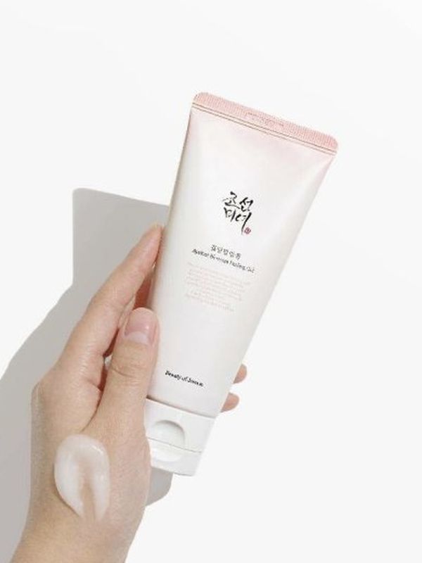 Пилинг-гоммаж с экстрактом японского абрикоса Beauty of Joseon Apricot Blossom Peeling Gel, 100 мл