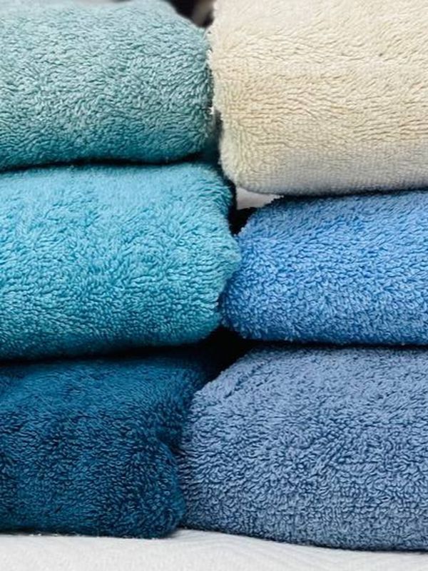 Махровое полотенце с петлёй Cotton Dreams плотностью 550 г/кв.м