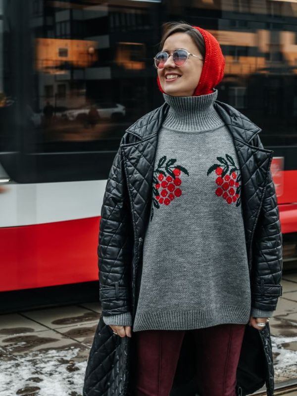 Свитер «Рябина» серый