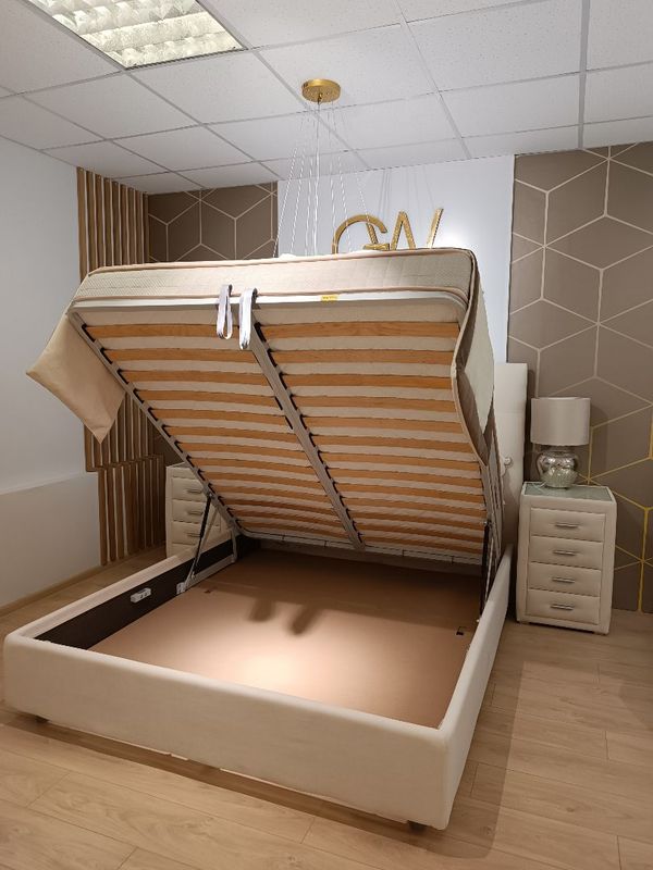 Кровать с ПМ 200*160 SILVANA Тк. Royal Pure
