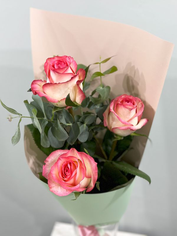 3 roses Jumelia