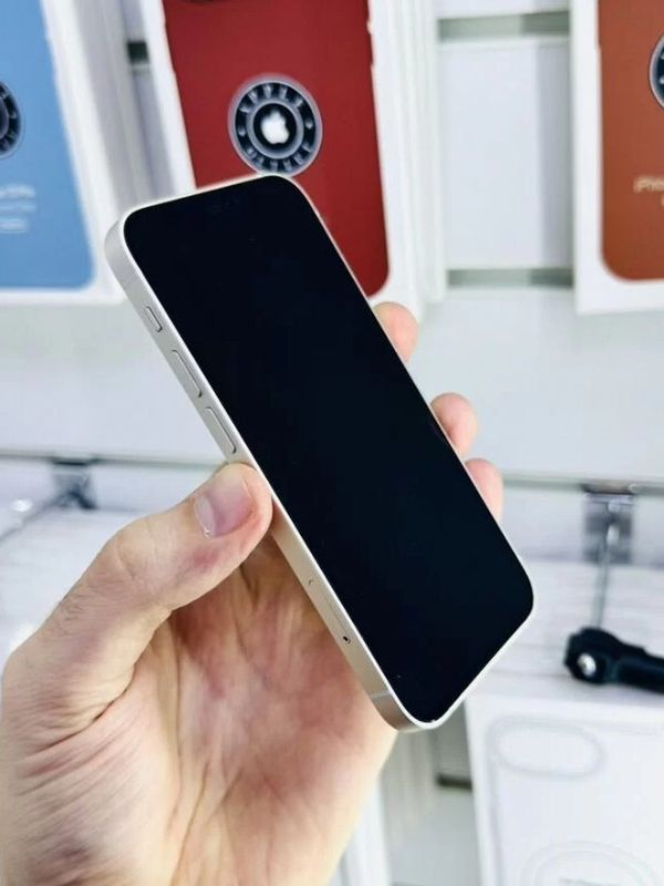 iPhone 12, 256 ГБ б/у