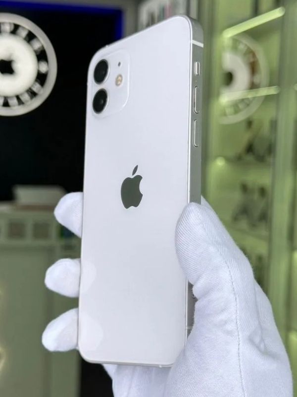 iPhone 12, 128 ГБ б/у