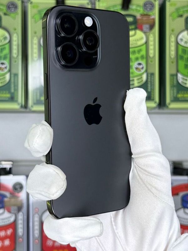 iPhone 16 Pro, 128 ГБ, SIM + eSIM б/у