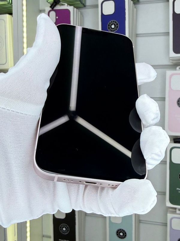iPhone 13, 128 ГБ, SIM + eSIM б/у