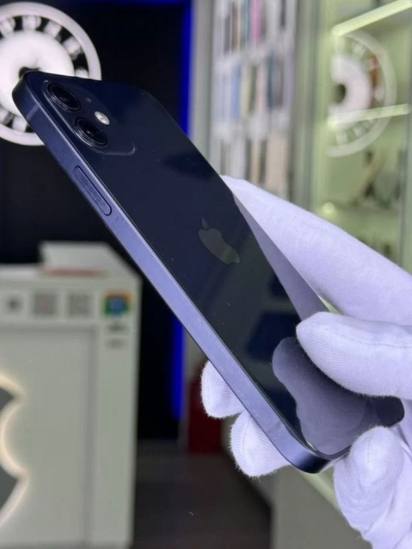 iPhone 12, 128 ГБ б/у