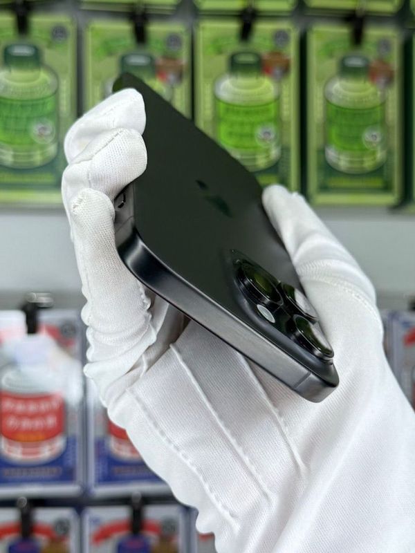 iPhone 15 Pro Max, 256 ГБ, SIM + eSIM б/у