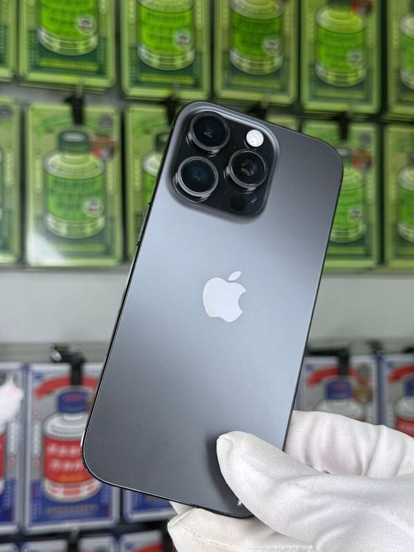 iPhone 16 Pro, 128 ГБ, SIM + eSIM б/у