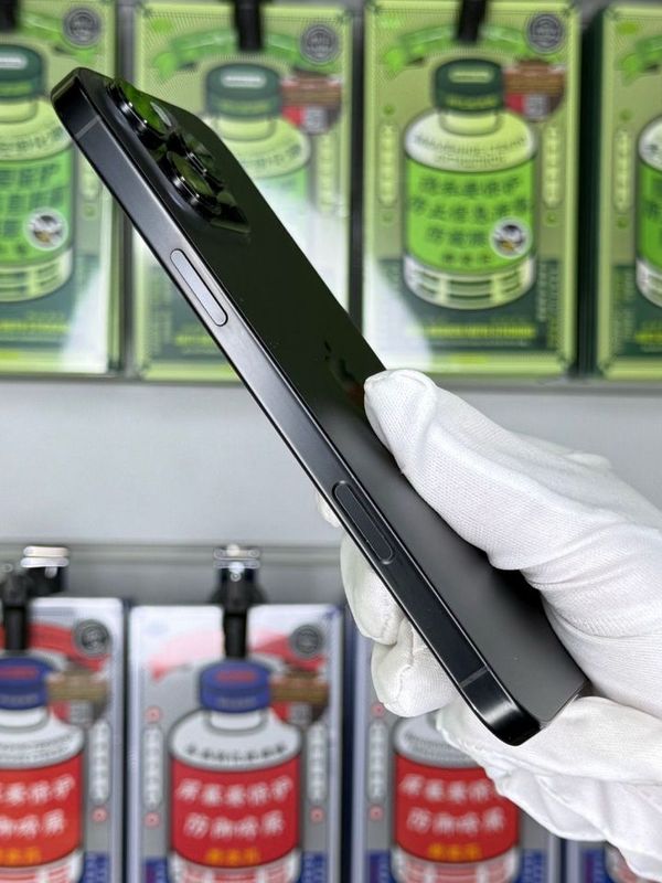 iPhone 16 Pro Max, 256 ГБ, SIM + eSIM б/у